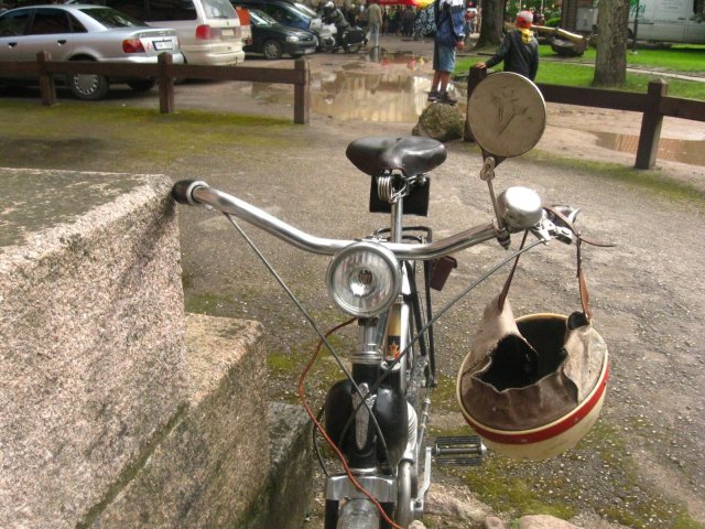 http://www.RetroMoto.lv/images/uploads/1354183354-img-2186.jpg