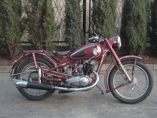 http://www.RetroMoto.lv/images/uploads/1451072213-iz-49-3.jpg
