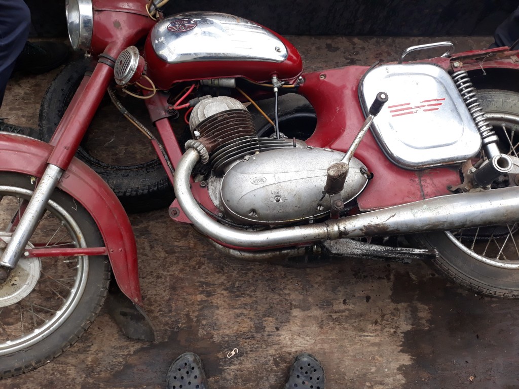 http://www.RetroMoto.lv/images/uploads/1591860315-20200516-105345.jpg