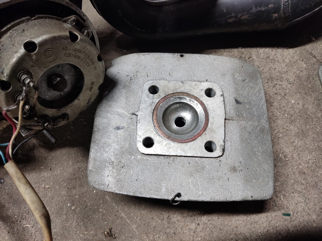 http://www.RetroMoto.lv/images/uploads/1753813195-1751044421870.jpg